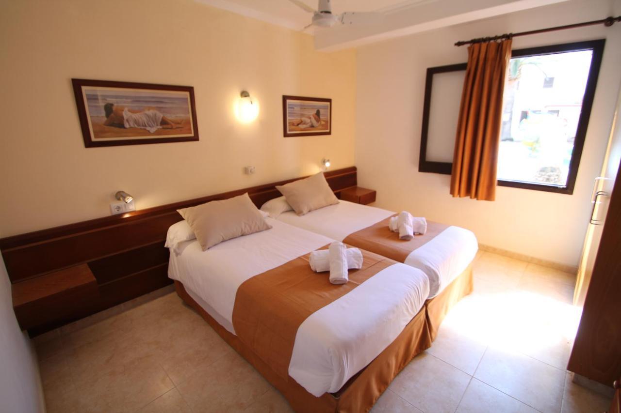 Apartaments Talayot Cala'N Blanes  Luaran gambar