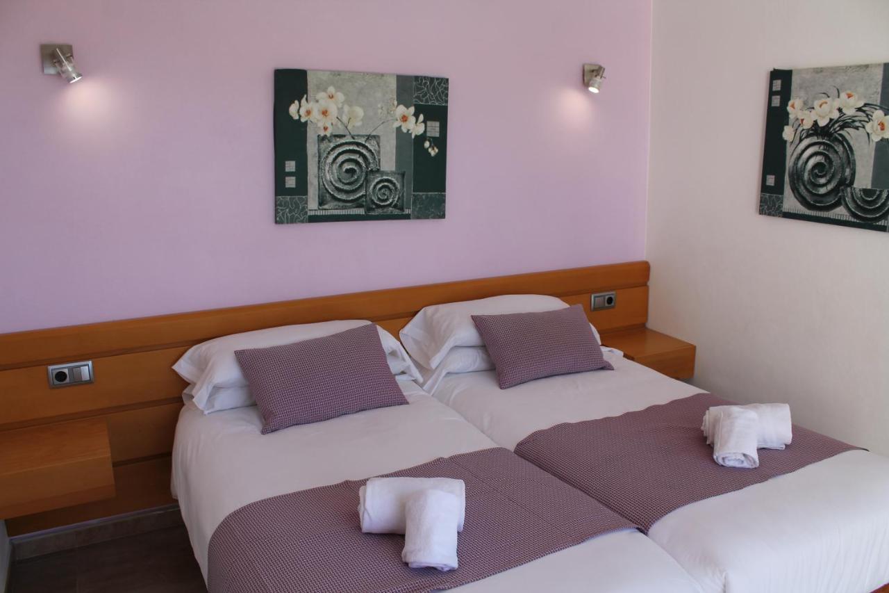 Apartaments Talayot Cala'N Blanes  Luaran gambar